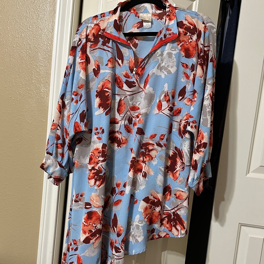 Elegant Floral Women's Blouse in Blue and Red